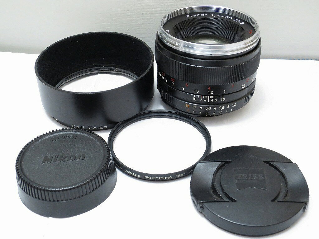 カールツァイス Carl Zeiss Fマウント用単焦点レンズ Planar T* 1.4/50 ZF.2 【中古】