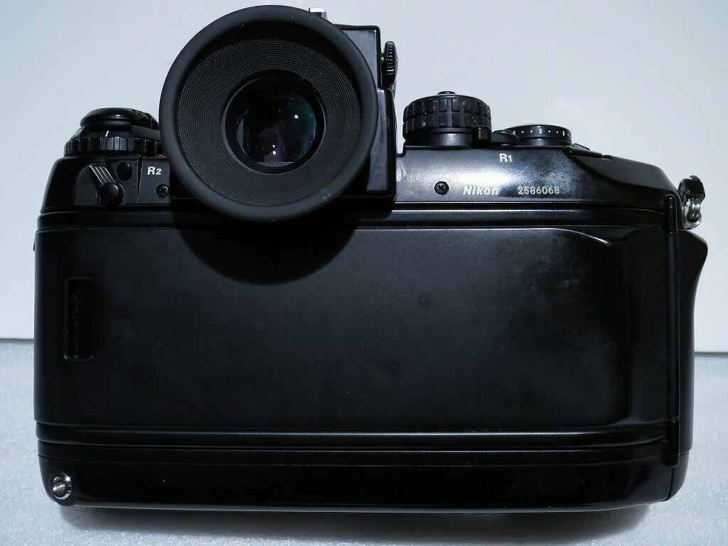 �˥��� Nikon �ե���५��� F4 ����š�