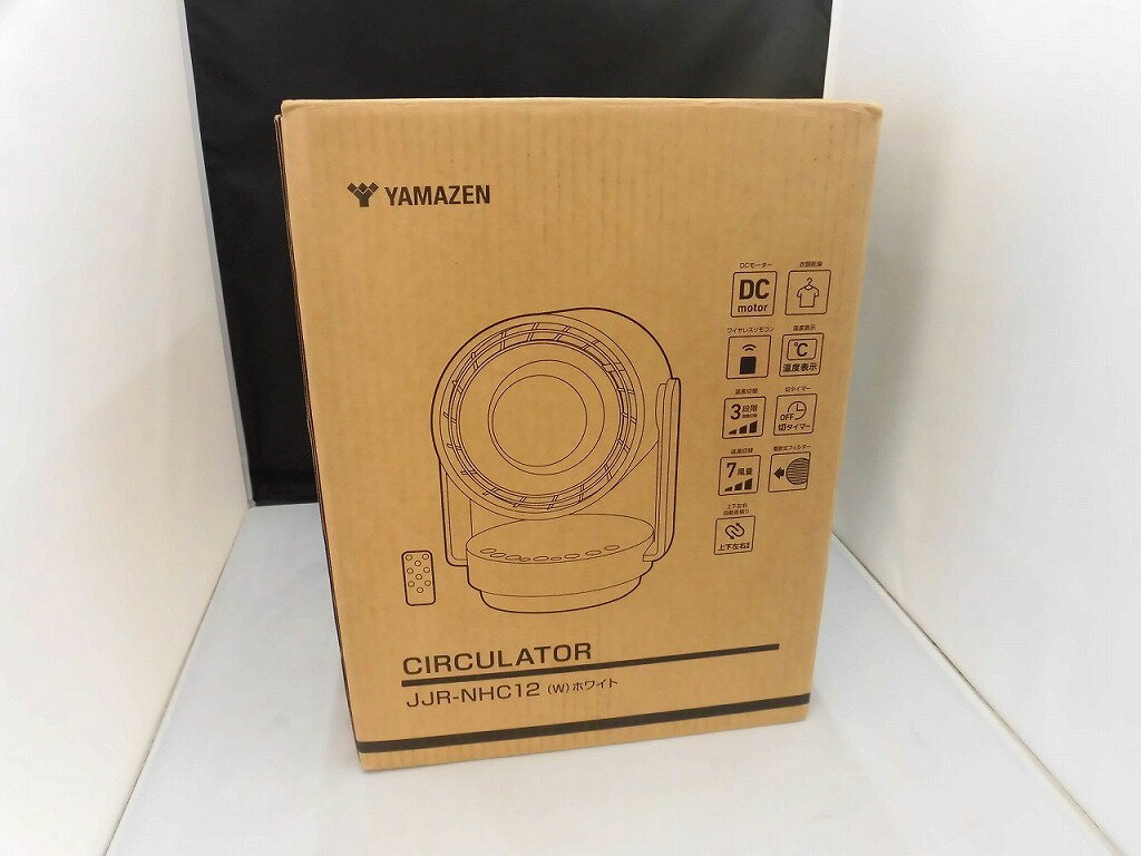 【ご注意】商品は店頭・他ネットショップでも販売しておりますので、ご注文をいただいても売り切れの場合がございます。ご了承ください。ブランド名ヤマゼン YAMAZEN商品名サーキュレーター ホットクールエアー JJR-NHC12シリアル番号5018403カラー・柄ホワイト 付属品元箱,取扱説明書,リモコン※主な付属品を記載するようしております。中古品の特性上、全ての付属品の正確な記載が難しいため詳細は掲載の写真にてご確認ください。付属品は写真にて【全て】掲載しておりますコンディションレベルA（良品）コンディションの備考【全体】キズまたは汚れが見当たりますが、全体的には使用感の少ない状態の良い中古品です※お客様のご都合によるサイズ違いや状態による返品は受付ておりません。写真や内容を良くご確認のうえ、ご購入くださいませ配送方法宅配便商品番号kmd123729617在庫お問合せ先【ワットマンテック鎌倉手広店】　0467-38-1760【ご注意】当社オンラインショップ以外で情報、商品写真、画像、文章等を無断で転用しているページは偽サイトであり当店とは一切関係がございませんのでご注意ください。接続先のURLをご確認ください。楽天市場URL：https://www.rakuten.co.jp/楽天市場商品ページ：https://item.rakuten.co.jp/●●●《ヤマゼン》YAMAZENサーキュレーター ホットクールエアー ホワイト JJR-NHC12 j1217581157