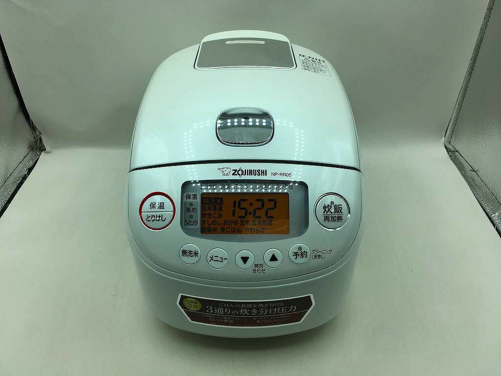 ZOJIRUSHI NP-RN05-WA WHITE-2022年 Amazon | 象印マホービン 炊飯器 3合 ホワイト NP-RN05-WA | 象印