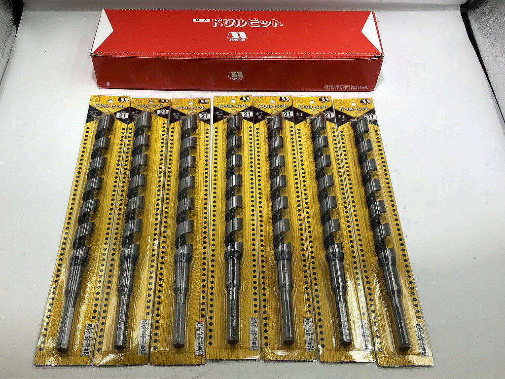 【ご注意】商品は店頭・他ネットショップでも販売しておりますので、ご注文をいただいても売り切れの場合がございます。ご了承ください。ブランド名スターエム STAR-M商品名ドリルビット7本セット TMA074HM商品説明一般木材21mm穴あけ用ドリル※商品は画像にあるもので全てです。コンディションレベルN（未使用品）コンディションの備考【全体】未使用品の状態ですが、買取商品の為、完全な新品ではございません。その為、多少の汚れなどが見られる場合がございます。付属品の記載がある商品の場合、付属品も同様です。(減額済)。配送方法宅配便商品番号tmd123739190在庫お問合せ先【ワットマンテック横浜鶴ヶ峰店】　045-958-0451【ご注意】当社オンラインショップ以外で情報、商品写真、画像、文章等を無断で転用しているページは偽サイトであり当店とは一切関係がございませんのでご注意ください。接続先のURLをご確認ください。楽天市場URL：https://www.rakuten.co.jp/楽天市場商品ページ：https://item.rakuten.co.jp/●●●《スターエム》STAR-Mドリルビット7本セット TMA074HM f1225248998
