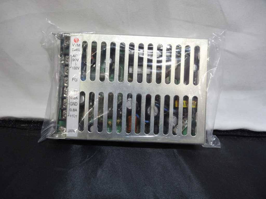 【11/20(木)20時〜全品ポイント10倍！要エントリー！】イーターデンキコウギョウ イーター電機工業 AC/DCユニット VTM24WA 【中古】