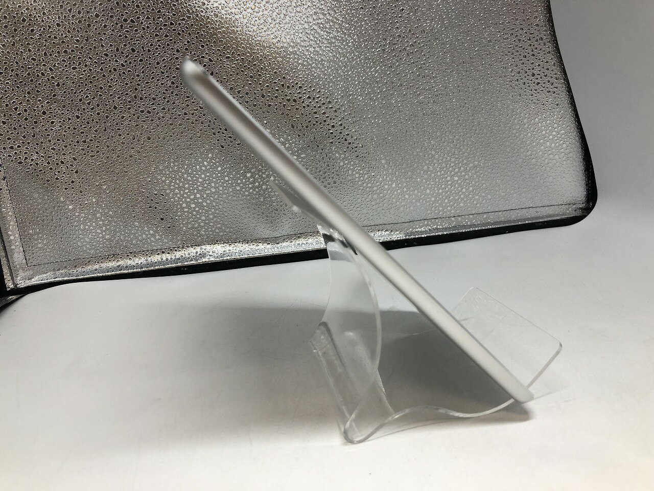 Apple iPad mini 3 16GB MGHW2J/A シルバー【中古】 - Image 2