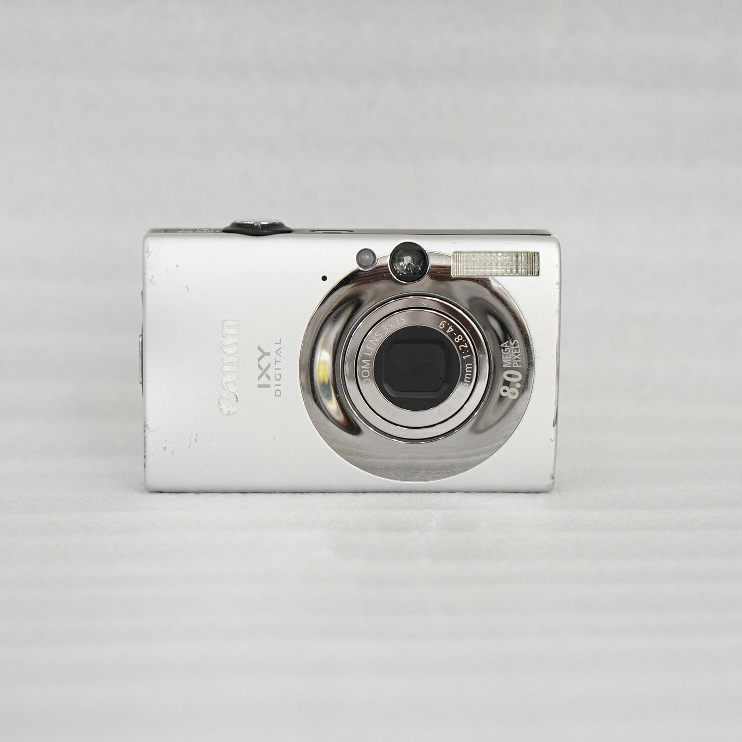 楽天市場】キャノン デジタルカメラ ixy 200 シルバーの通販