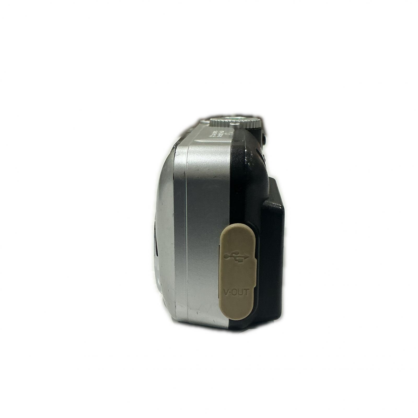 Caplio デジタルカメラ Ricoh Caplio RR30【中古】