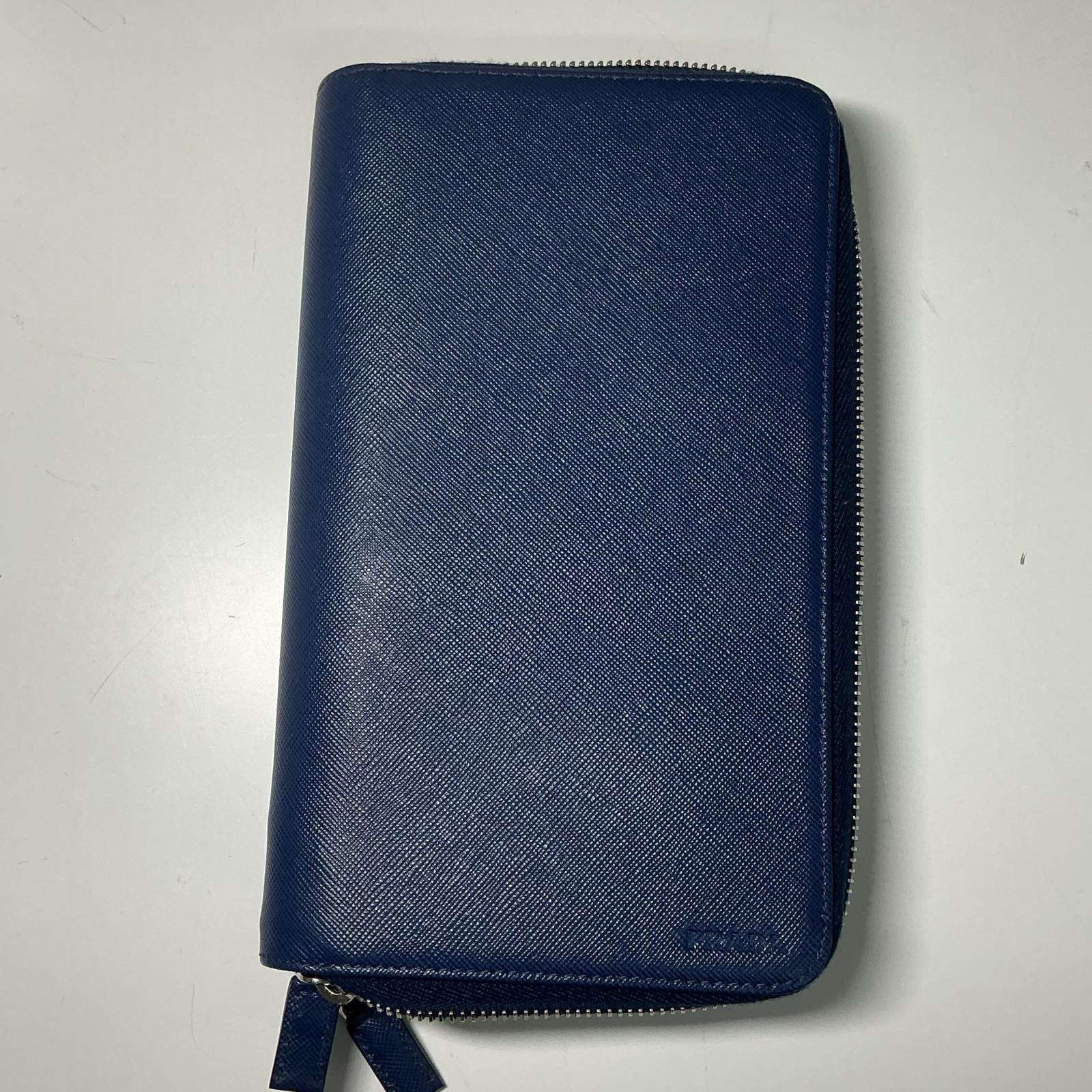 【美品】PRADA 財布・マルチケース・ポーチ・クラッチバッグ 楽天市場】PRADA クラッチバッグ（財布・ケース｜バッグ・小物