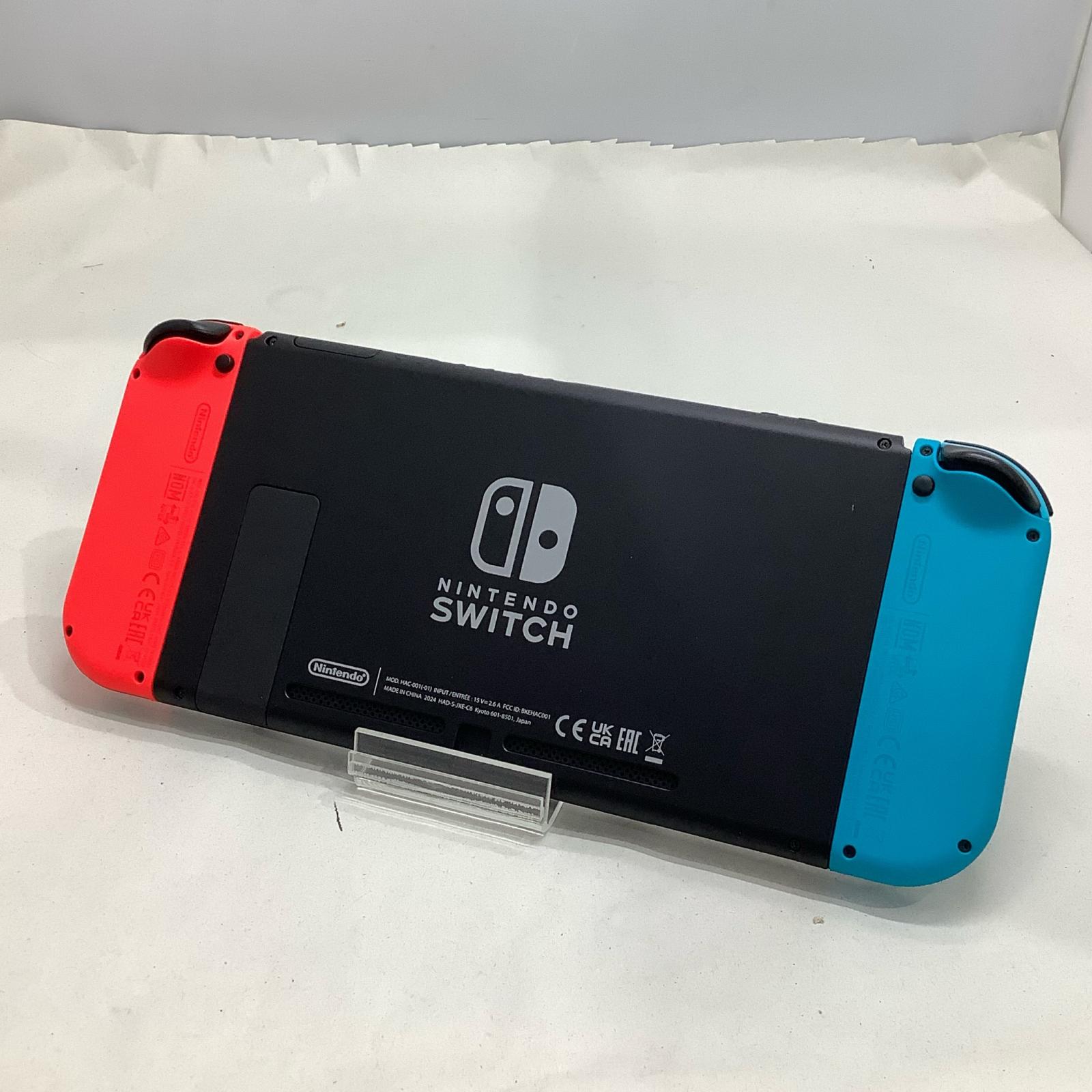 ワットマン楽天市場店のNintendo Nintendo Switch本体 HAD-S-KABAH【中古】｜アングル3