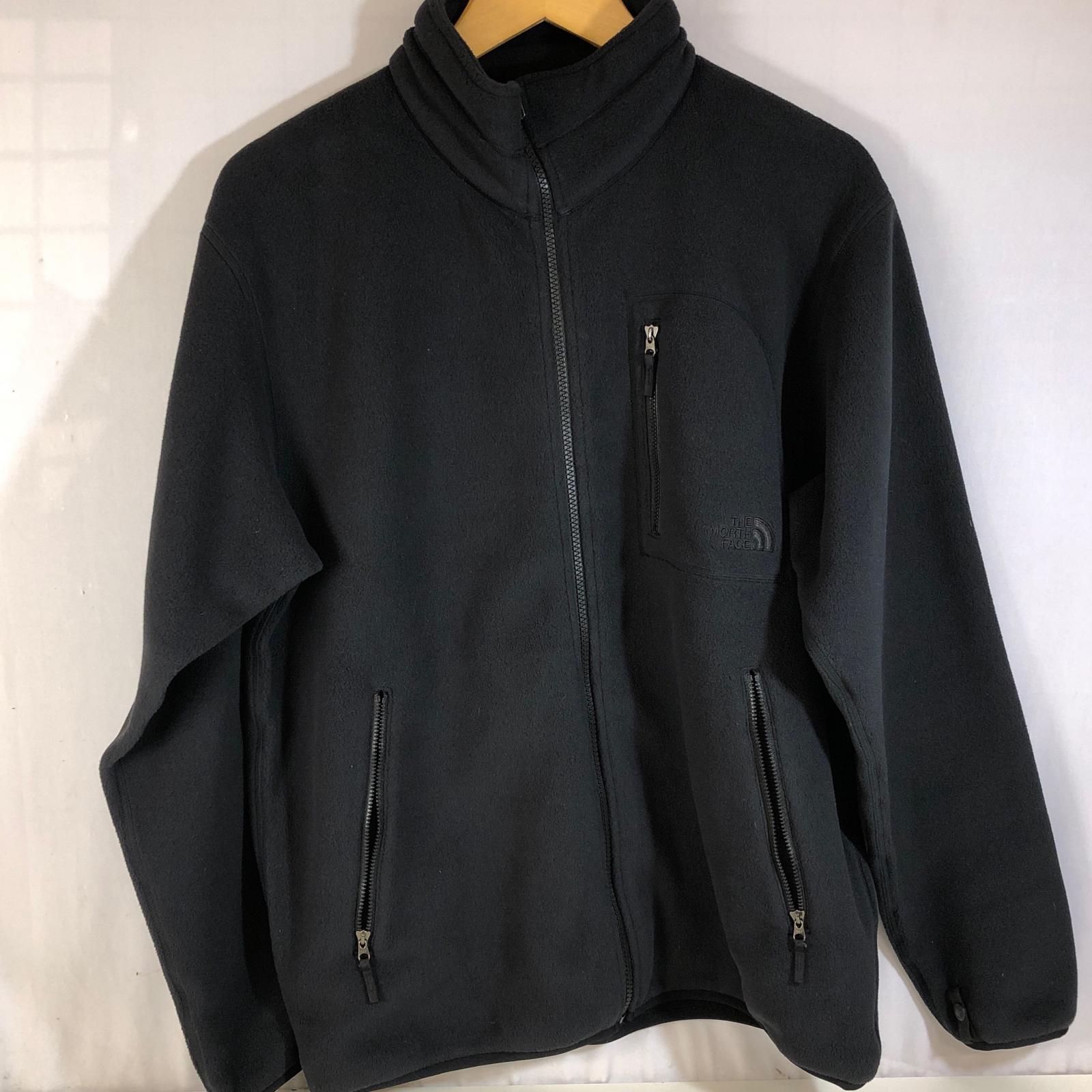 【ご注意】商品は店頭・他ネットショップでも販売しておりますので、ご注文をいただいても売り切れの場合がございます。ご了承ください。 ブランド名 ザ・ノースフェイス THE NORTH FACE 商品名 ザ・ノースフェイス THE NORTH FACE フィールドフリースジャケット　アウトドアウェア NL62530 黒【中古】 カラー・柄 黒 商品説明 サイズM 肩幅46身幅55着丈68袖丈62cm 外装:目立つシミ、汚れなし。その他破れ、破損なし。 内装:目立つシミ、汚れなし。その他毛玉、破れ、破損なし。 THE NORTH FACEのフリースジャケットです。軽量で保温性に優れ、アウトドアやカジュアルなシーンで活躍します。ポケットも充実しており、使い勝手が良いデザインです。 型番：NL62530 コンディションレベル B（並品） コンディションの備考 【全体】 目立つ箇所や場所にキズや擦れ・汚れなどが見当たり、素材自体のコンディション劣化の見られる商品ですが、まだお使い頂ける商品です。 配送方法 宅配便 商品番号 9381020002412 在庫お問合せ先 【ワットマン スポキャンマルイファミリー海老名店】　046-205-3982 【ご注意】当社オンラインショップ以外で情報、商品写真、画像、文章等を無断で転用しているページは偽サイトであり当店とは一切関係がございませんのでご注意ください。 接続先のURLをご確認ください。 楽天市場URL：https://www.rakuten.co.jp/ 楽天市場商品ページ：https://item.rakuten.co.jp/●●●ザ・ノースフェイス THE NORTH FACE フィールドフリースジャケット　アウトドアウェア NL62530 黒【中古】