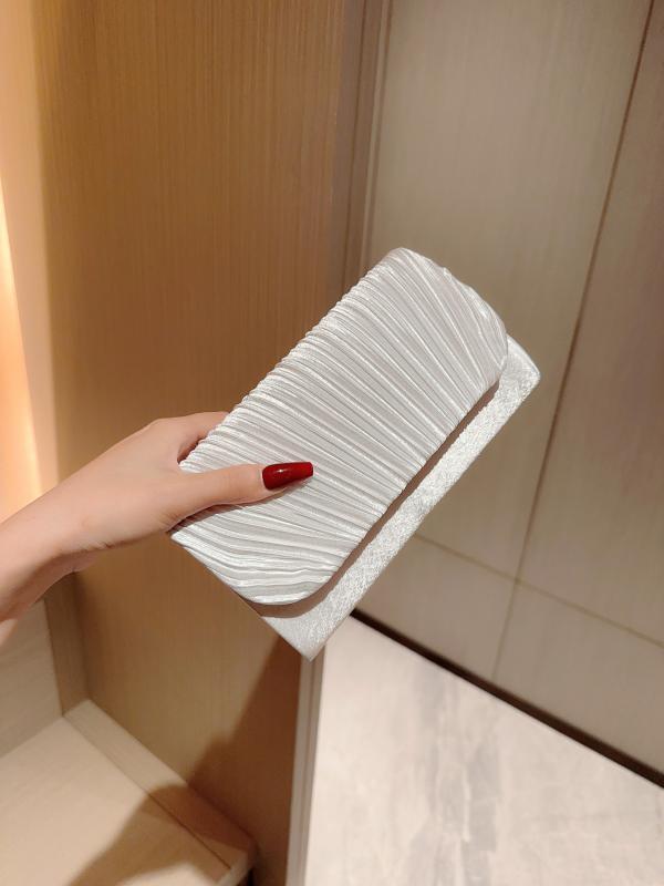 パーティー バッグ 結婚式 お呼ばれ 二次会 披露宴 レディース クラッチ ハンドバッグ スクエア ホワイト ベージュ シルバー