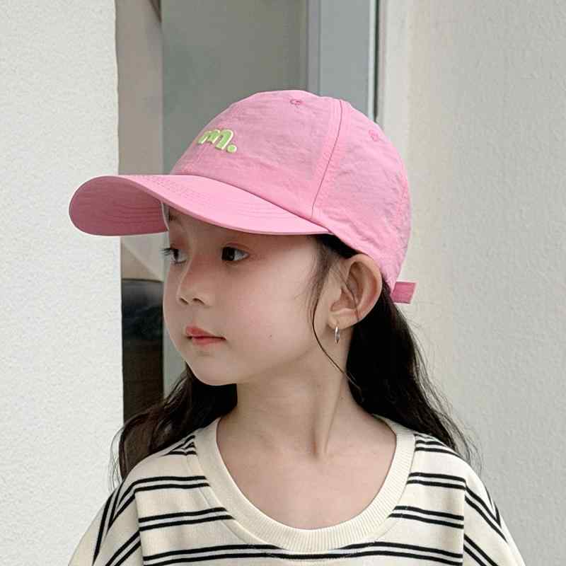 帽子 子供用 夏用 カラバリ豊富 薄手 通気性 速乾 野球帽 女の子 選べるカラー 韓国 アウトドア サンハット シンプル 紫外線対策 調節可能 お散歩 おしゃれ UVカット キッズ