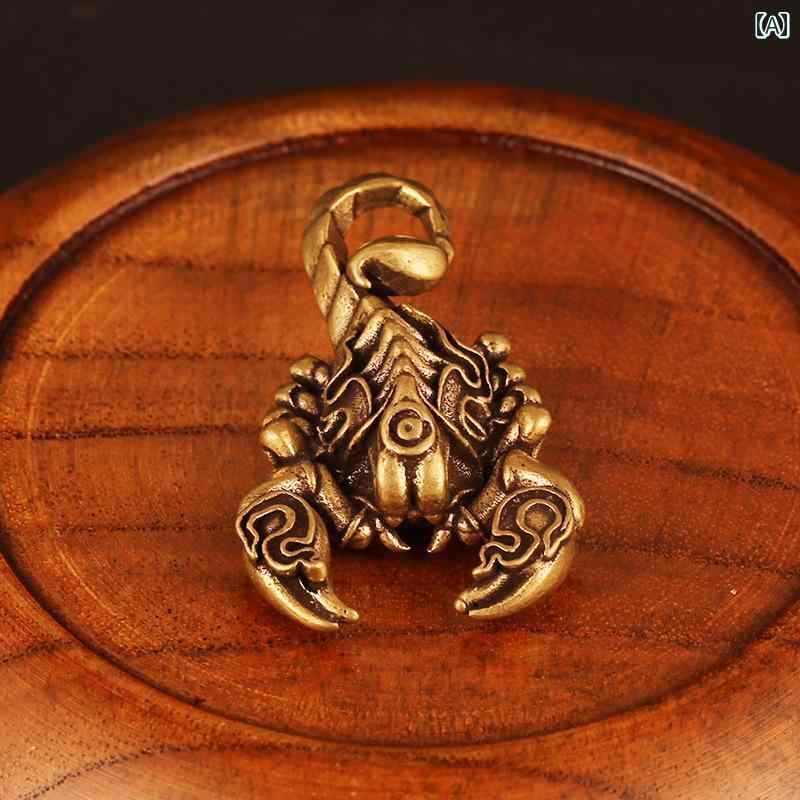 ペンダントトップ レトロ 固体 銅 サソリ キーホルダー 真鍮 ペンダント ペンダント ペンダント マスコ..