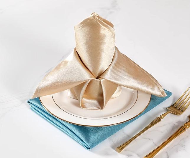 テーブル ナプキン クロス 口布 光沢 ダイニング 食卓 小物 四角形 ホテル レストラン 結婚式 パーティ シンプル エレガント 青 赤 白 無地