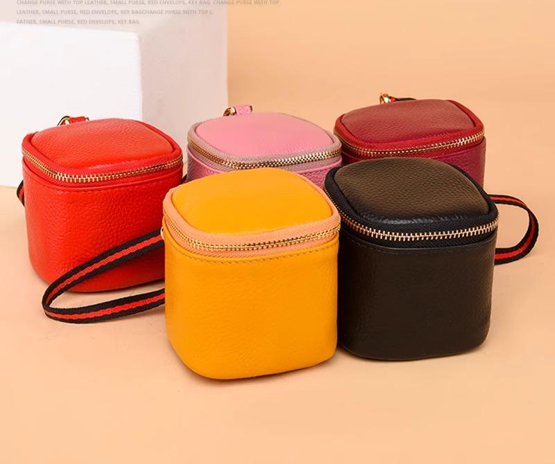 ポーチ 小銭入れ レディース ミニ 財布 コインケース 革 レザー ハンドバッグ スクエア ブラック レッド イエロー