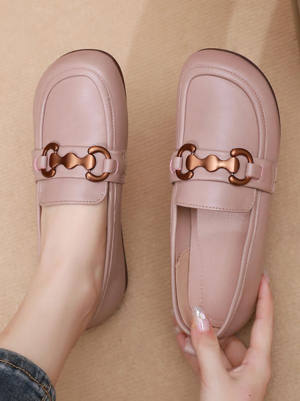 ローファー レディース オシャレ 靴 フラット シューズ ローヒール ラウンドトゥ 中口 女性 春秋 スタ..