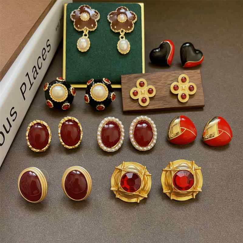 アクセサリー ピアス イヤリング レディース おしゃれ かわいい レトロ エレガント 赤い ファッション レッド 華やか