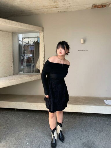 ワンピース ぽっちゃりオフショルダー 夏秋 細見え 膝上 スカート 切り替えデザイン 大きいサイズ プリーツ 着脱簡単 おしゃれ 長袖 黒 ワンピース ぽっちゃりオフショルダー 夏秋 細見え 膝上 スカート 切り替えデザイン 大きいサイズ プリーツ 着脱簡単 おしゃれ 長袖 黒
