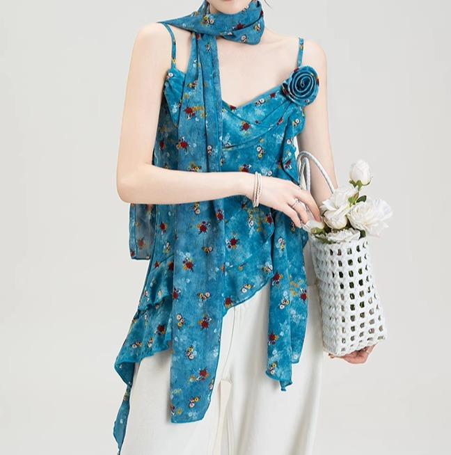 レディース トップス ノースリーブ キャミソール 青 ぼかし染め 小花 花柄 黄色 無地 フリルリボン 薔薇モチーフ 立体的 不規則 フローラル リゾート エレガント おしゃれ