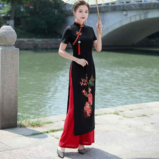 アオザイ 衣装 ロング チャイナドレス 中国風 春秋 冬 レトロ 黒 半袖 大きいサイズ スタンドカラー ジップアップ 刺繡 華やか レディース パフォーマンス アオザイ 衣装 ロング チャイナドレス 中国風 春秋 冬 レトロ 黒 半袖 大きいサイズ スタンドカラー ジップアップ 刺繡 華やか レディース パフォーマンス