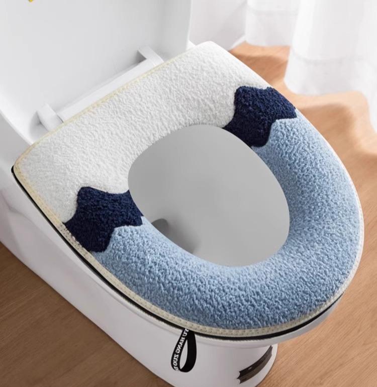 便座 クッション 家庭用 四季 ユニバーサル トイレ マット 防水 厚手 暖かい ガスケット ふわふわ もこ..