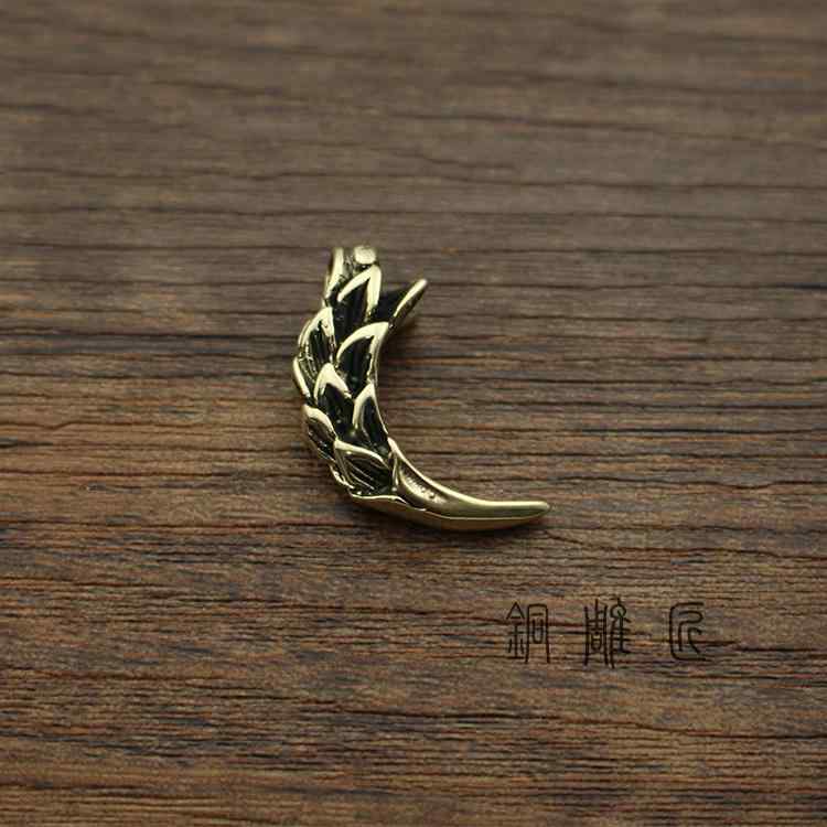 ペンダント 中国風 アクセサリー 真鍮 フェザー クロー キーホルダー ペンダント ペンダント メンズ レディース ネックレス ペンダント ユニーク クラフト ...