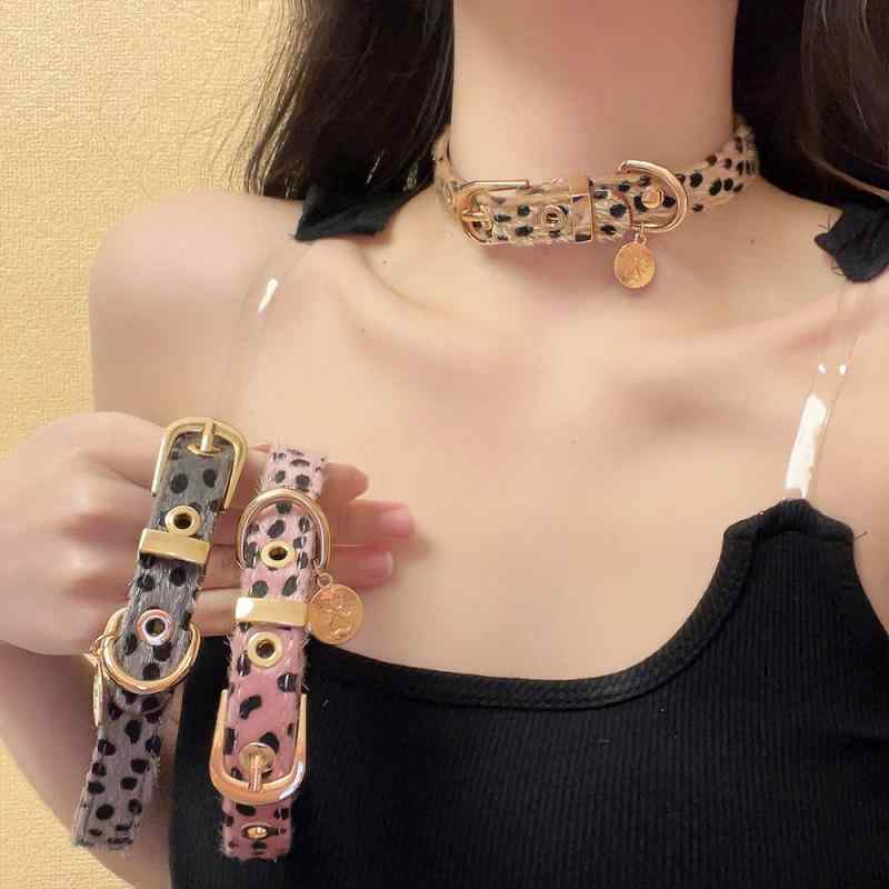 ネックレス レディース チョーカー ピンク ヒョウ柄 ベルトバックル ガーリー Y2K サブカル 女性 パンク アクセサリー おしゃれ