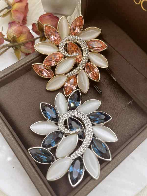 ブローチ おしゃれ 卒業式 入学式 セレモニー レディース ハイエンド ハイエンド イエロー クリスタル 花 ブルー コサージュ 大きい ファッション ハイエンド ジルコン