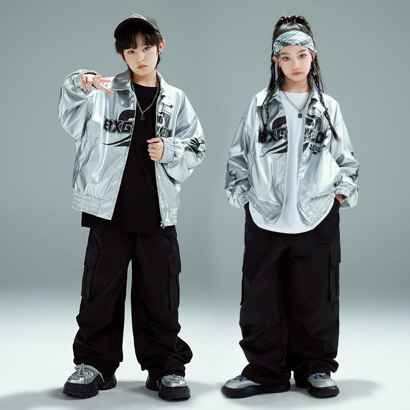 ダンスウェア キッズ 男の子 ストリートダンス ヒップホップ ジャズ 発表会 舞台 パフォーマンス衣装 フェイクレザー ジャケット アウター シルバー ブラック セットアップ 上下セット