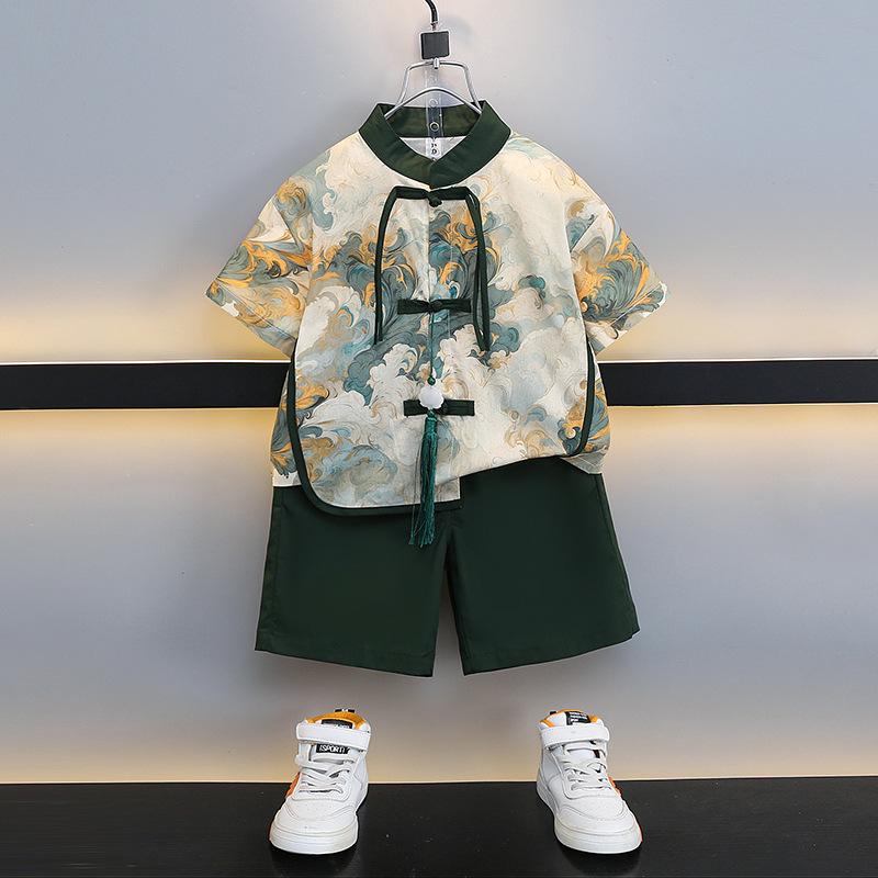 ・カテゴリ: 子供服、チャイナドレス、唐装、民族衣装・スタイル: 中国風、唐装・主な素材: ポリエステル90%・生地加工: 柔軟加工・デザイン要素: セットアップ、トレンド・厚さ: 薄手・柄: 無地・対象性別: 男性・サイズ展開: 90cm, 100cm, 110cm, 120cm, 130cm, 140cm, 150cm・対象年齢: 3～8歳 (100～140cm)