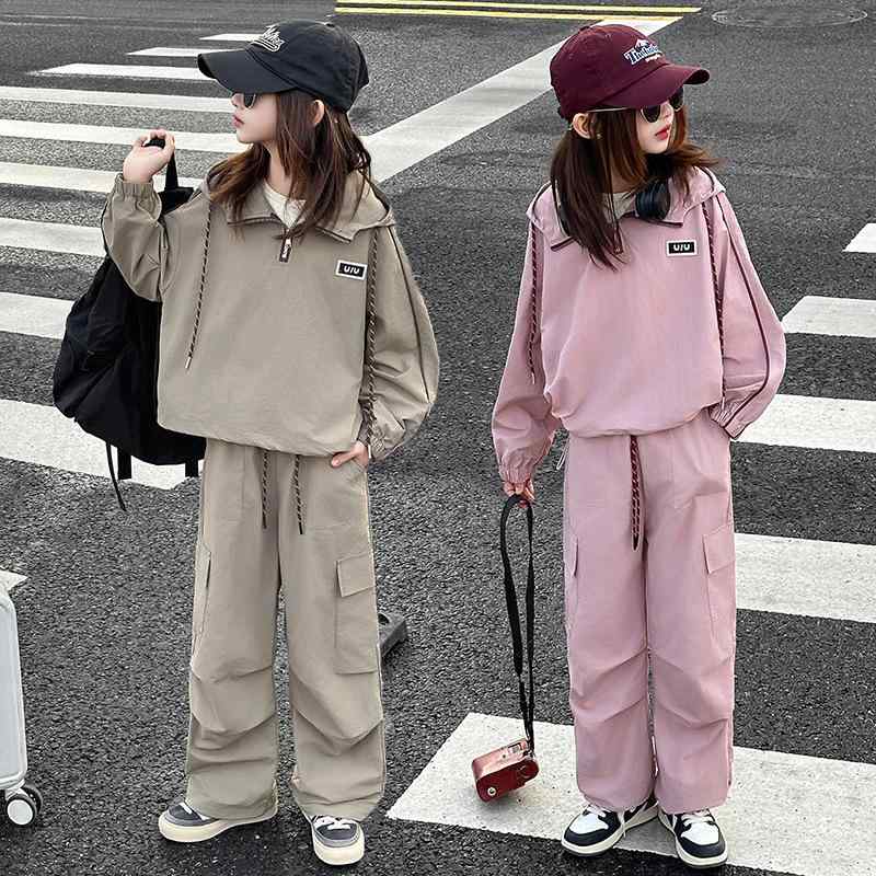 キッズ 女の子 セットアップ ジュニア 春秋 フード付きパーカー 長袖 カーゴパンツ 無地 綿混 ソフト 2点セット 韓国ファッション ストリート カジュアル ピンク カーキ