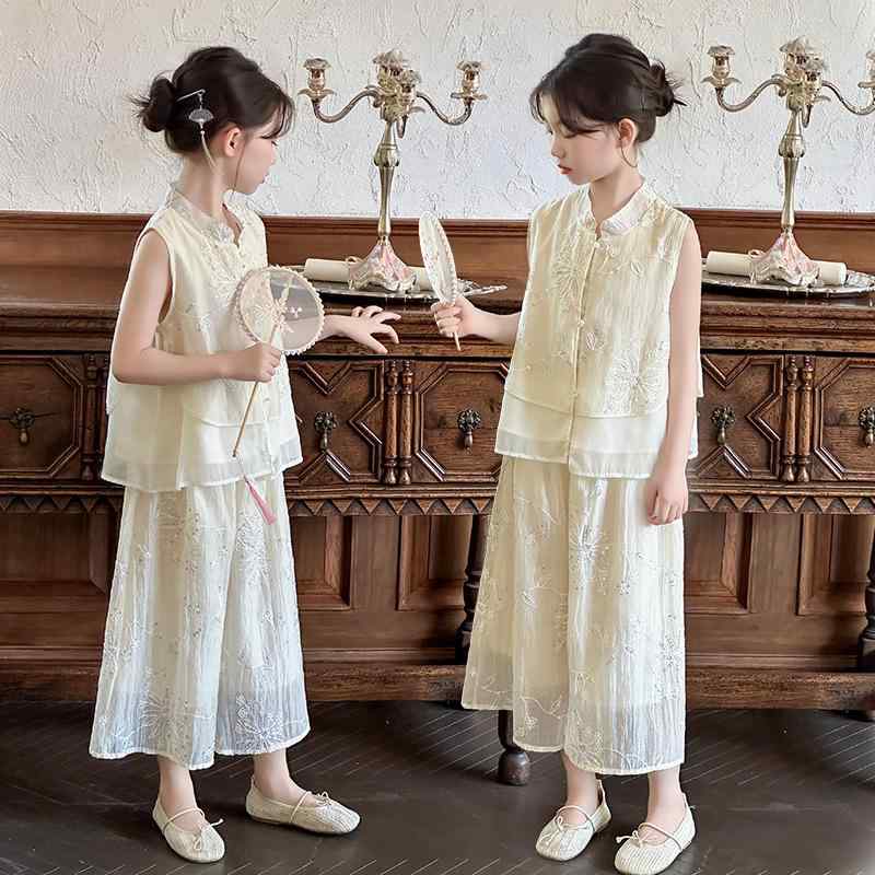 キッズ 女の子 新チャイナスタイル 刺繍 チャイナボタン トップス ノースリーブ ワイドパンツ 2点セット セットアップ 夏物 エレガント 上品 薄手 ポリエステル 普段着 お出かけ 旅行