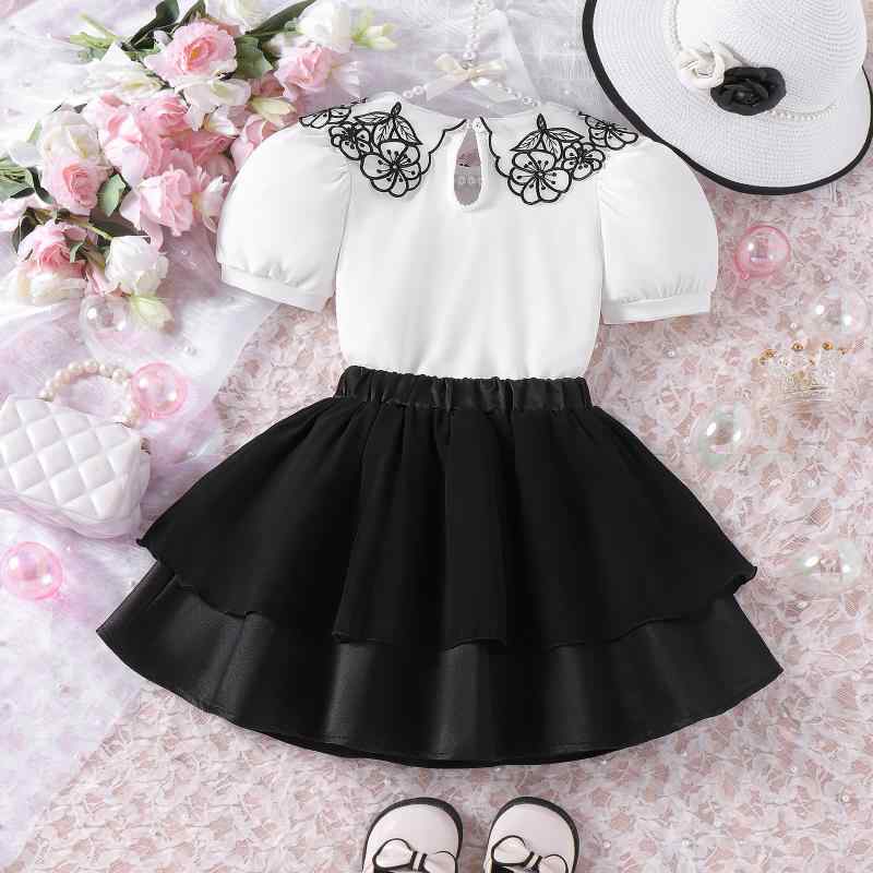 キッズ 女の子 ガールズ 春夏 セットアップ 半袖 パフスリーブ ドールカラー プリント トップス ボリュームスカート 2点セット コットン 綿 柔らかい肌触り カジュアル 白 ホワイト