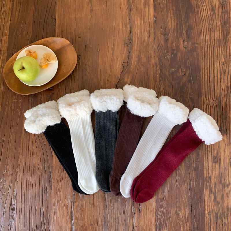 ソックス キッズ 女の子 ベビー 秋冬 厚手 ミドル丈 綿 無地 韓国風 かわいい クルー丈 保温性 普段使い 通園 カジュアル