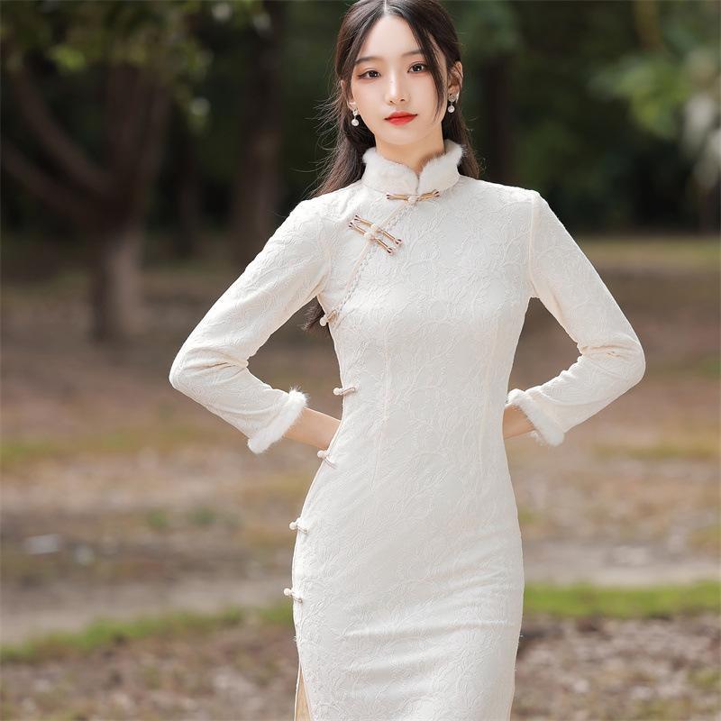 チャイナドレス レディース 冬 裏起毛 厚手 複合レース 改良型 エレガント レトロ ガーリー 白 ベージュ ポリエステル ストレッチ スタンドカラー 7分袖 ロング丈 スリット入り 中華風 ドレス ワンピース