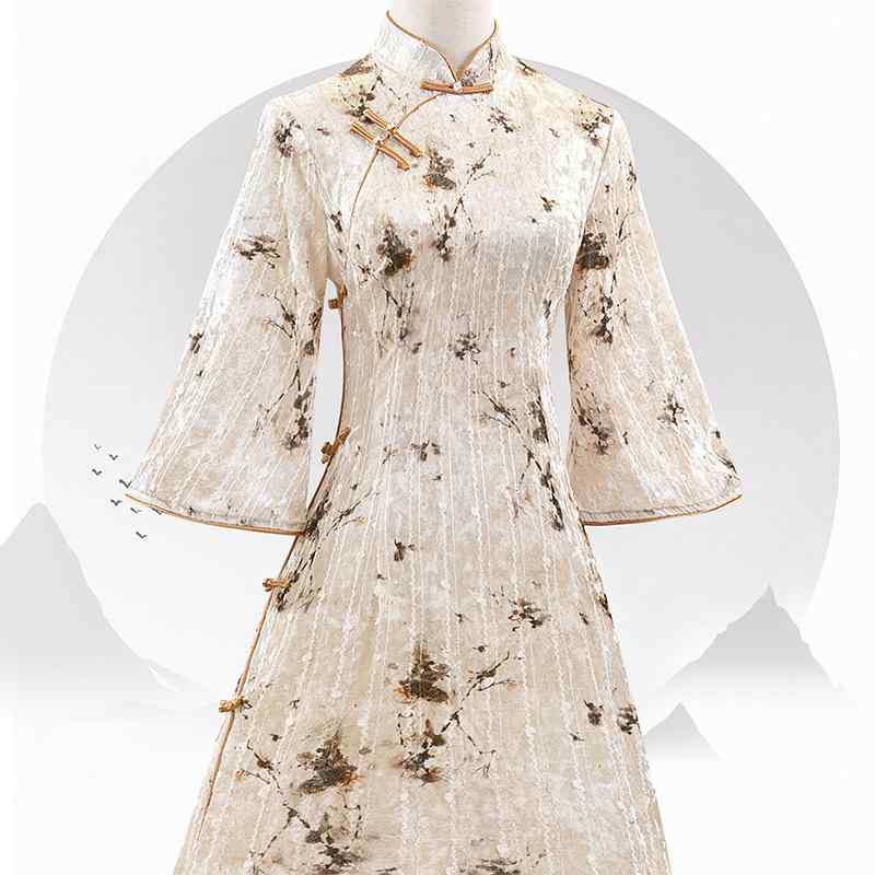 チャイナドレス レディース レトロ ボリュームスリーブ 高級感 スリムフィット 改良デザイン 小柄 若年層向け ライトグリーン ポリエステル ロング丈 スタンドカラー 9分袖 微ストレッチ