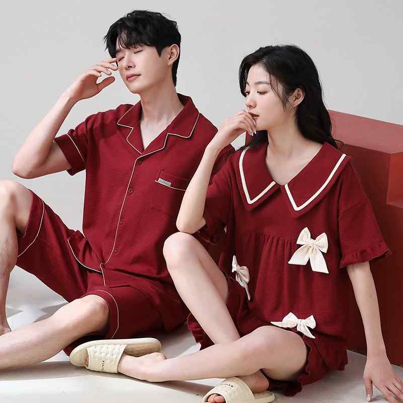 パジャマ 男女兼用 カップル ペアルック 大きいサイズ プラスサイズ ルームウェア 綿 コットン 薄手 半袖 ショートパンツ 2点セット 上下セット レッド 赤 結婚祝い ハネムーン 部屋着 リラックス 快適 通気性 伸縮性 夏用