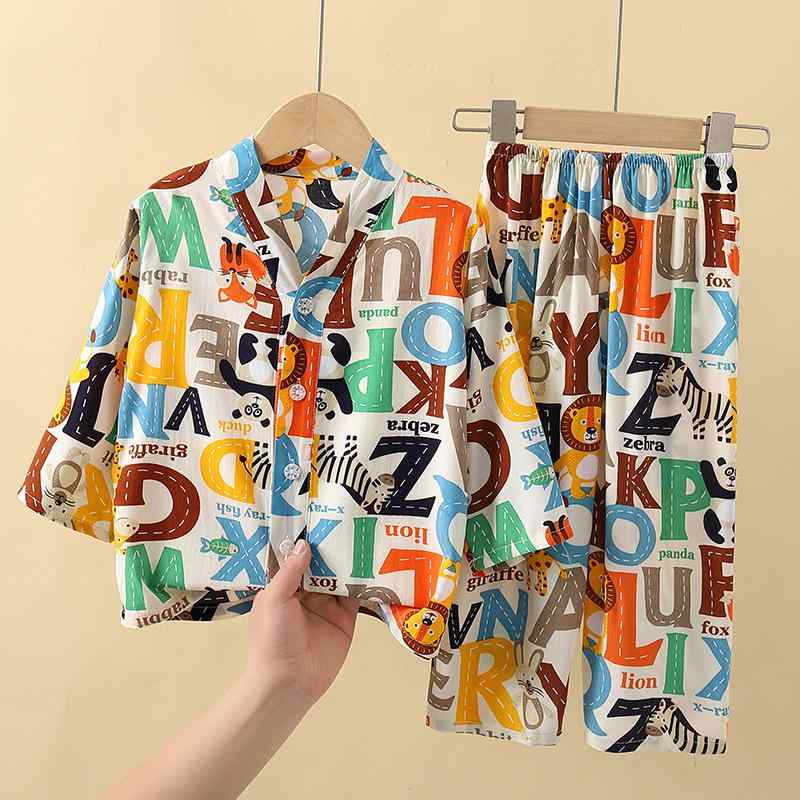 パジャマ 男の子 ルームウェア 寝間着 再生繊維 薄手 夏用 長袖 上下セット 薄地 部屋着 冷房対策 やわらか キャラクター柄 総柄 カジュアル