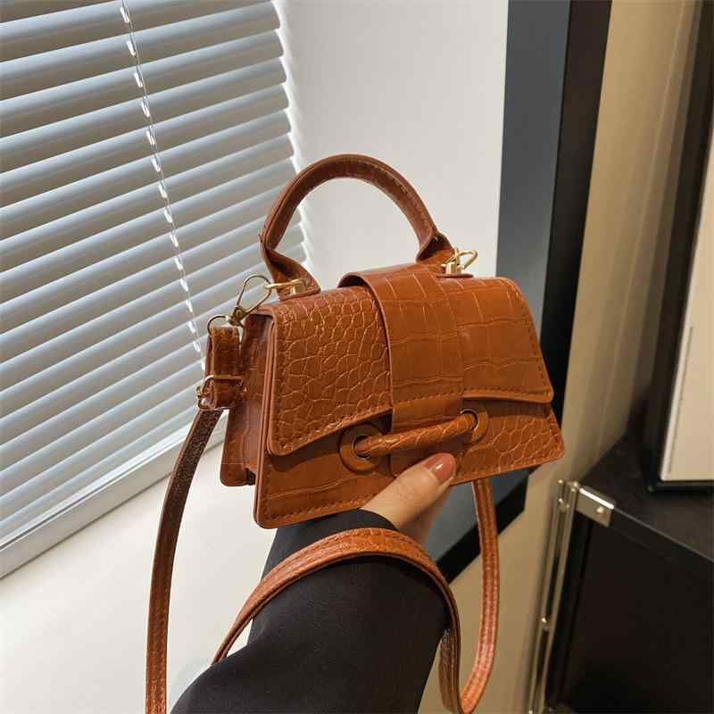 バッグ レディース 春夏 PUレザー ミニスクエアバッグ クロコ型押し インフルエンサー ワンショルダー 斜め掛け クロスボディ 普段使い おしゃれ スタイリッシュ 質感 万能