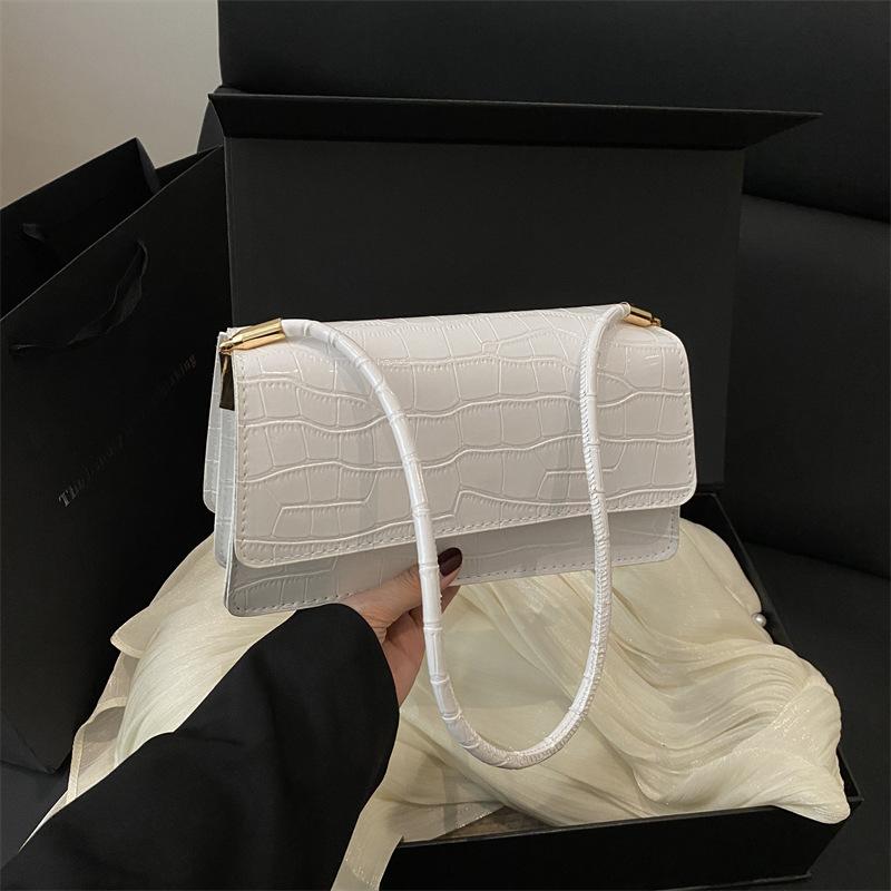 ショルダーバッグ レディース シンプル ストーン柄 光沢感 単色 合皮 スクエア ミニバッグ 肩掛け鞄 手提げ鞄 通勤 デイリーユース カジュアル スマホポケット おしゃれ 高見え かわいい