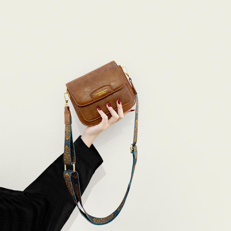 バッグ レディース 秋冬 トレンド PUレザー レトロ シンプル ワイドストラップ 斜めがけ ミニスクエア ..