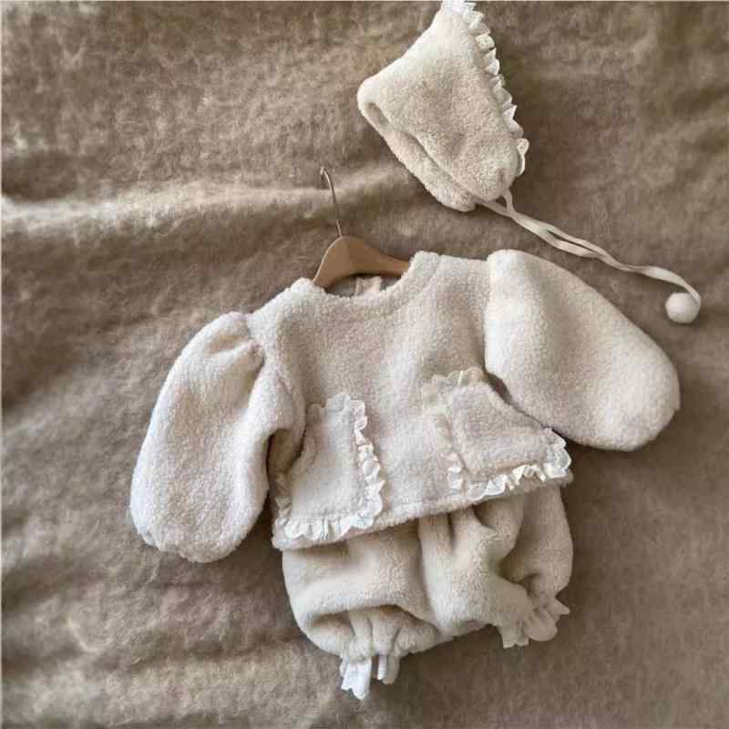ベビー服 女の子 秋冬 厚手 裏ボア もこもこ トップス 長袖 ゆったり ショートパンツ ブルマ かわいい 無地 防寒 ルームウェア 上下セット 幼児 赤ちゃん