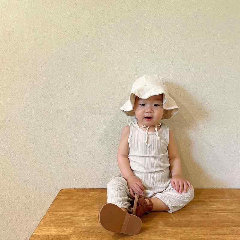 ルームウェア ベビー キッズ 男の子 女の子 綿混 ポリエステル 薄手 吸湿速乾 パジャマ セットアップ ノースリーブ タンクトップ かぼちゃパンツ 長ズボン 部屋着 普段使い 春夏 アイボリー ベージュ ブラウン