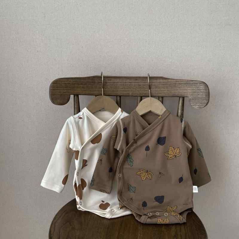 ロンパース ベビー 男の子 女の子 男女兼用 春秋 プリント リンゴの葉 綿 コットン 長袖 前開き スナップボタン 三角 韓国風 カジュアル カバーオール 普段着 部屋着