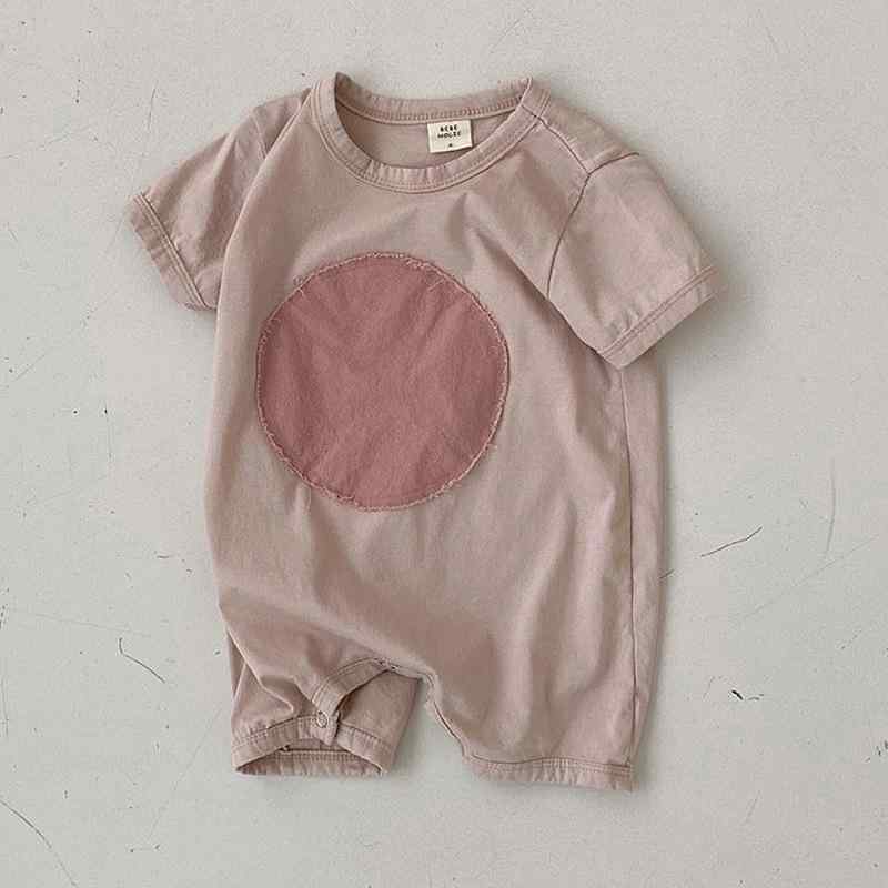 ・カテゴリ: ショートロンパース・スタイル: 韓国風・性別: 男の子用・対象年齢: 新生児（0〜1歳、80cm以下）・主な素材: 綿95.2%・袖丈: 半袖・フード: なし・開閉方式: プルオーバー・厚さ: 薄手・カラー展開: ブラウン、ライトグレー、ピンク・サイズ展開: 66cm、73cm、80cm、90cm