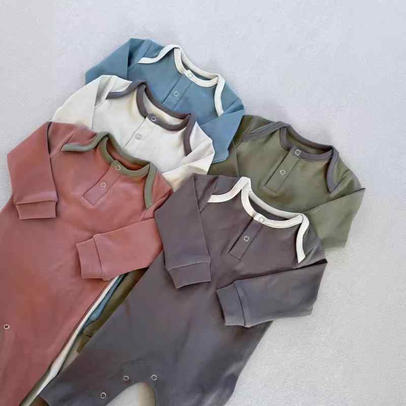 ロンパース 新生児 ベビー服 長袖 綿 柔らかい 肌触り良い カバーオール 保温 赤ちゃん 部屋着 ルームウェア パジャマ 春秋 男女兼用