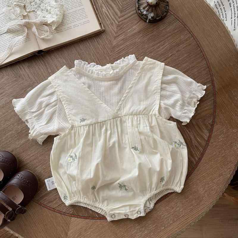 ロンパース 女の子 ベビー インスタ風 春夏 薄手 刺繍 ノースリーブ パフスリーブ 半袖 綿 コットン スナップボタン 吸湿 通気性 快適 お出かけ 普段使い ルームウェア ベージュ 赤ちゃん 女児 乳幼児 カバーオール ボディスーツ