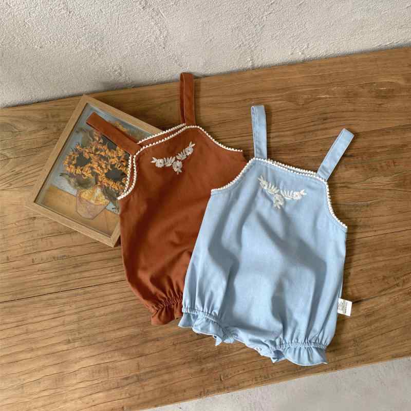ロンパース 女の子 ベビー 夏物 薄手 かわいい 刺繍 キャミソール 裾フリル 再生繊維 カバーオール ボディスーツ