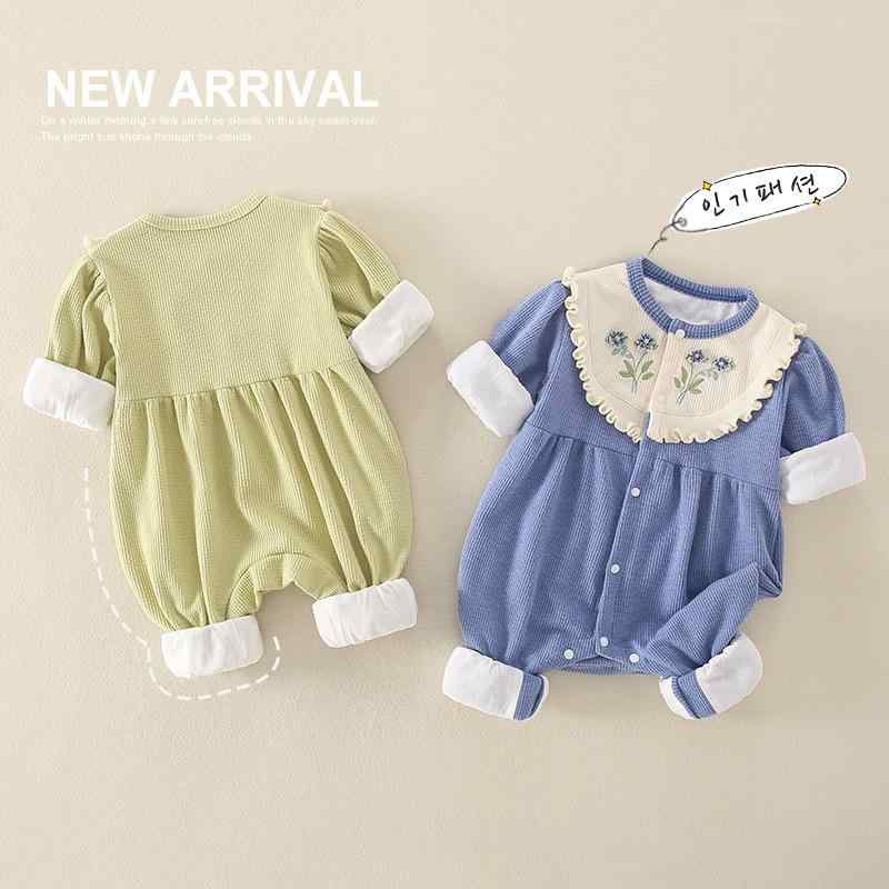 ・安全基準: Aクラス・主な素材: 綿100%・対象年齢: 新生児（0〜1歳、身長80cm以下）・性別: ユニセックス・袖丈: 長袖・フード: 取り外し可能・厚さ: 普通・開閉: 前開きボタン・スタイル: シンプル・カテゴリ: ロンパース・カラー展開: グリーン、ブルー・サイズ展開: 66cm、73cm、80cm、90cm