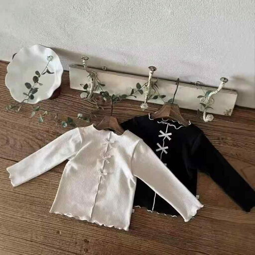 Tシャツ ベビー キッズ 子供服 長袖 リブ編み リボン付き コットン 柔らかい肌触り 韓国風 北欧デザイン 男女兼用 トップス 無地 インナー 普段着 ホワイト ブラック Tシャツ ベビー キッズ 子供服 長袖 リブ編み リボン付き コットン 柔らかい肌触り 韓国風 北欧デザイン 男女兼用 トップス 無地 インナー 普段着 ホワイト ブラック