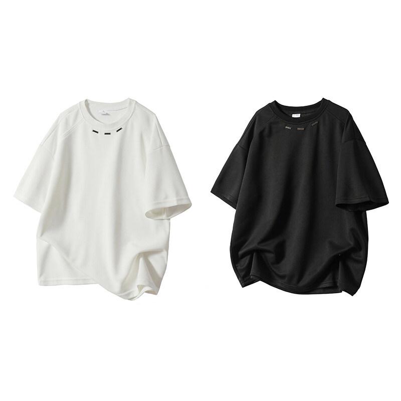 ・カテゴリ: Tシャツ・スタイル: ベーシック・主な素材: ポリエステル96%以上・柄: 無地・シルエット: ゆったり・タイプ: プルオーバー・ネックライン: クルーネック・袖丈: 半袖・袖タイプ: ドロップショルダー・厚さ: 普通・着用シーズン: 春、夏、秋、冬・加工: ノンアイロン加工・機能: 通気性・生地の重さ: 約180g〜249g・カラー展開: ホワイト、ブラック・サイズ展開: M、L、XL、XXL、XXXL・性別: メンズ・対象年齢: 大人