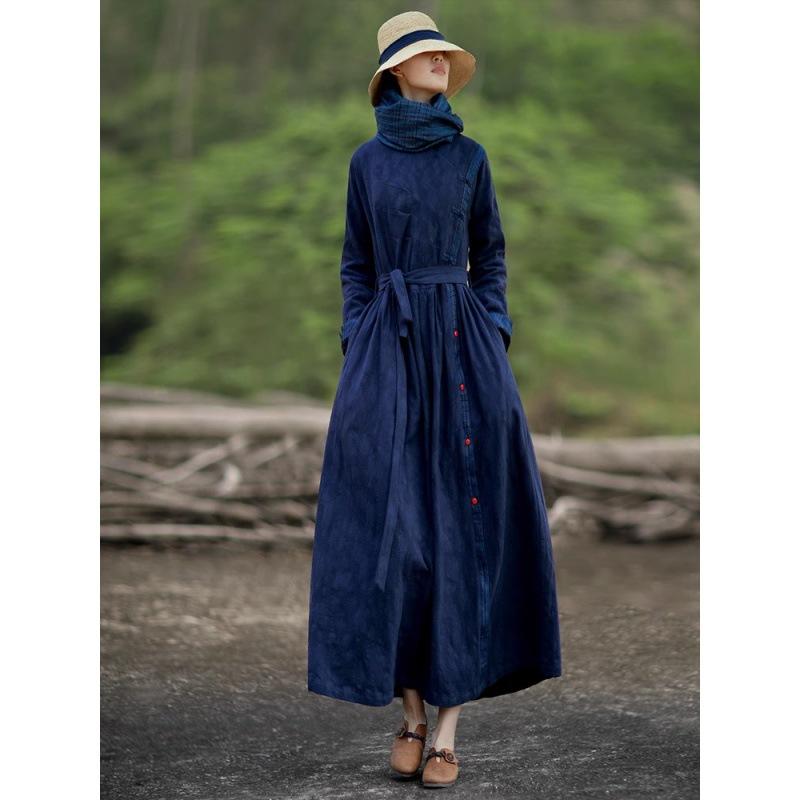 ワンピース レディース 大きいサイズ 秋冬 レトロ カジュアル 上品 ロング丈 Aライン 綿麻 ジャカード 厚手 スタンドカラー ドロップショルダー 長袖 ポケット ベルト 切り替え ボタン 濃紺 無地 ミドルウエストのサムネイル